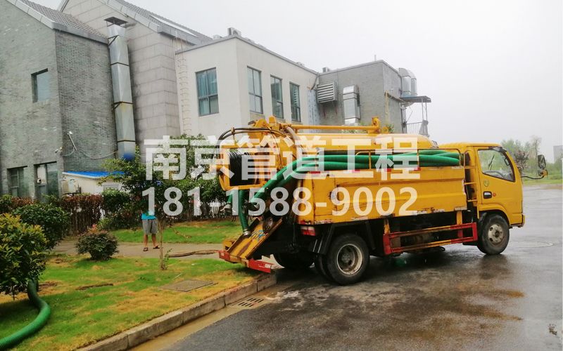 246八卦洲小区化粪池清理